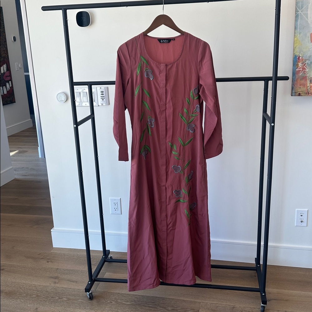 Muslim Indian Long Sleeve Dress with Floral Embroidery Womens S Small Abaya